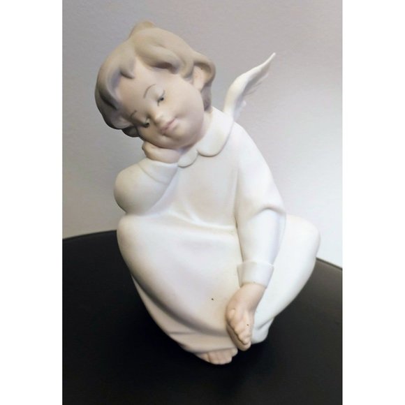 Lladro Angel Dreaming Statue 01004961‎ (Matte Finish) 6" Tall - Picture 1 of 5